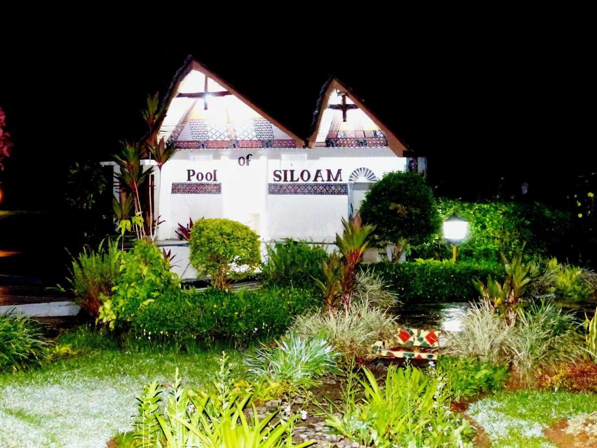 Torsina Hotel Rantepao Esterno foto